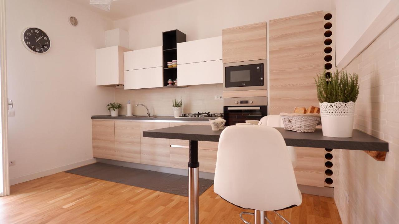Casa Rosa Apartment Сестри Леванте Екстериор снимка